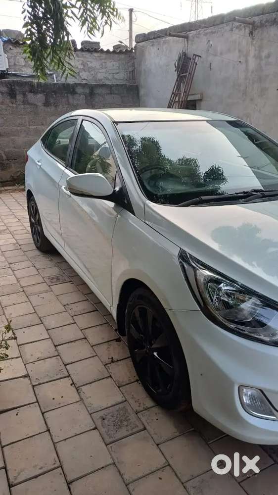 Hyundai Verna Crdi 2013