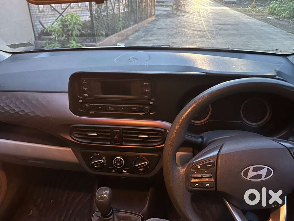 Hyundai Aura 2024 Car