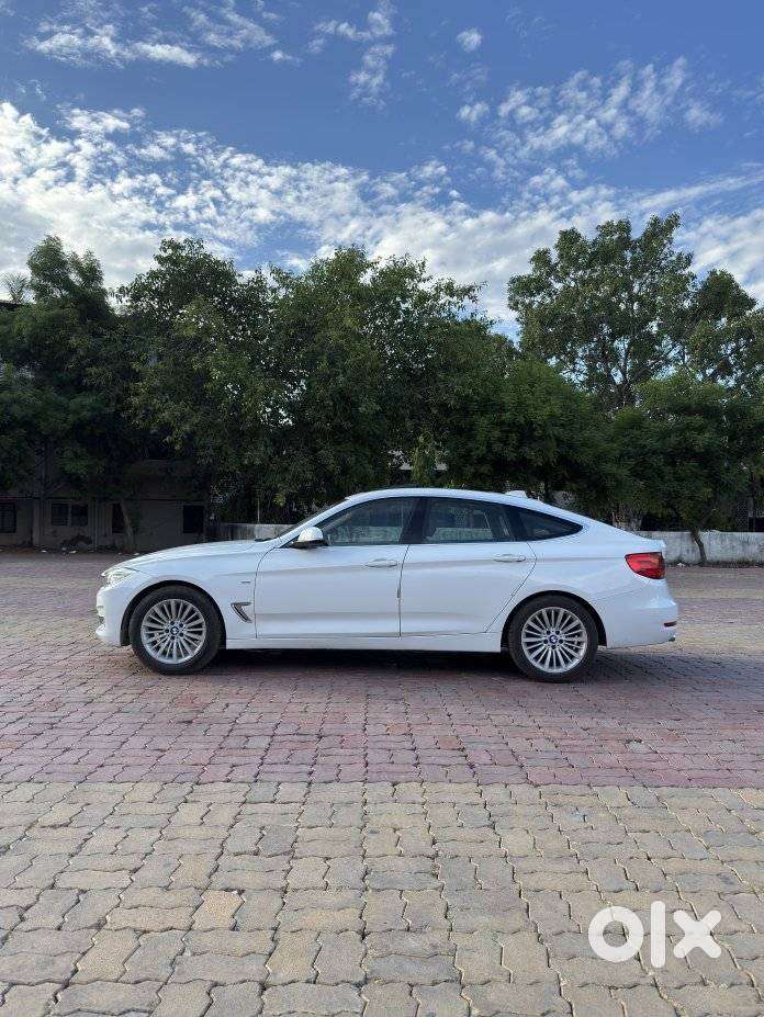Bmw 3 Series Gt 320d Luxury Line, 2014, Diesel