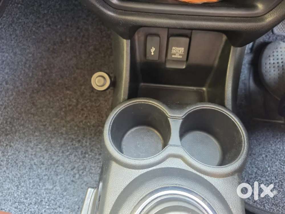 Honda Amaze 2016 Petrol Well Maintained