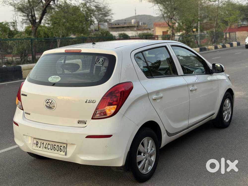 Hyundai I20 2015-2017 Sportz Option 1.4 Crdi, 2013, Diesel