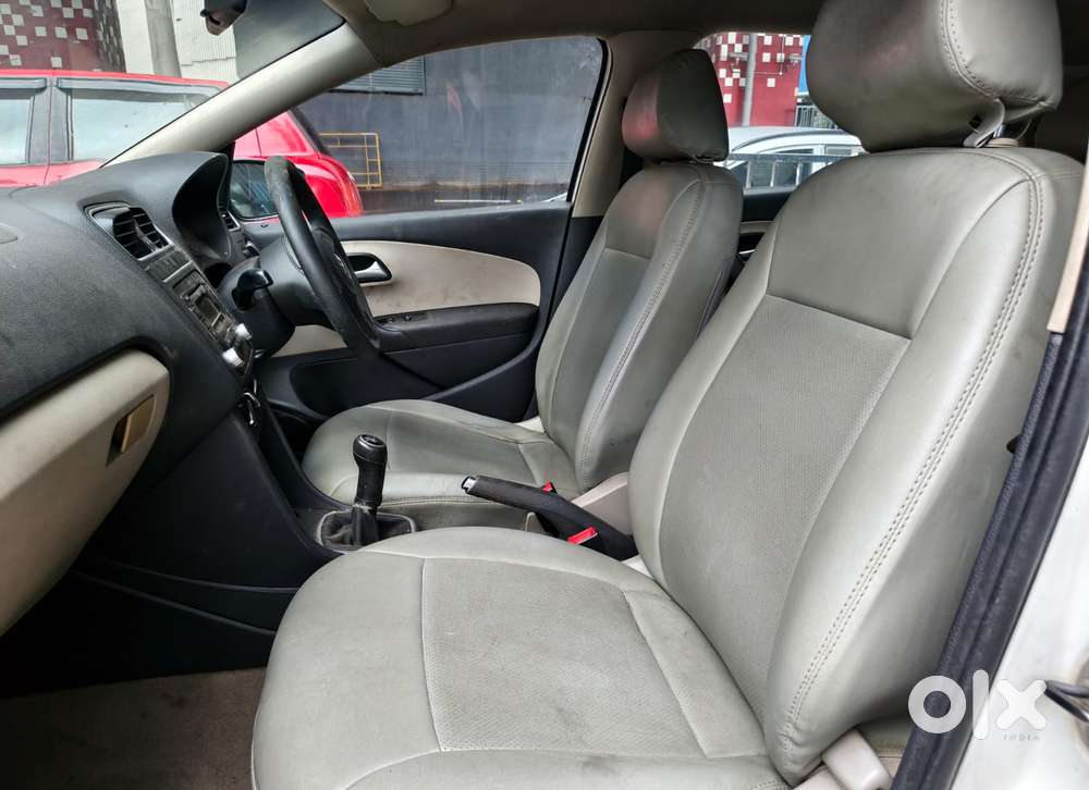 Volkswagen Polo Petrol Highline 1.6l, 2012, Petrol