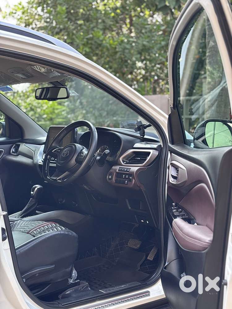 Toyota Urban Cruiser Taisor V 1.0 Petrol At, 2024, Petrol