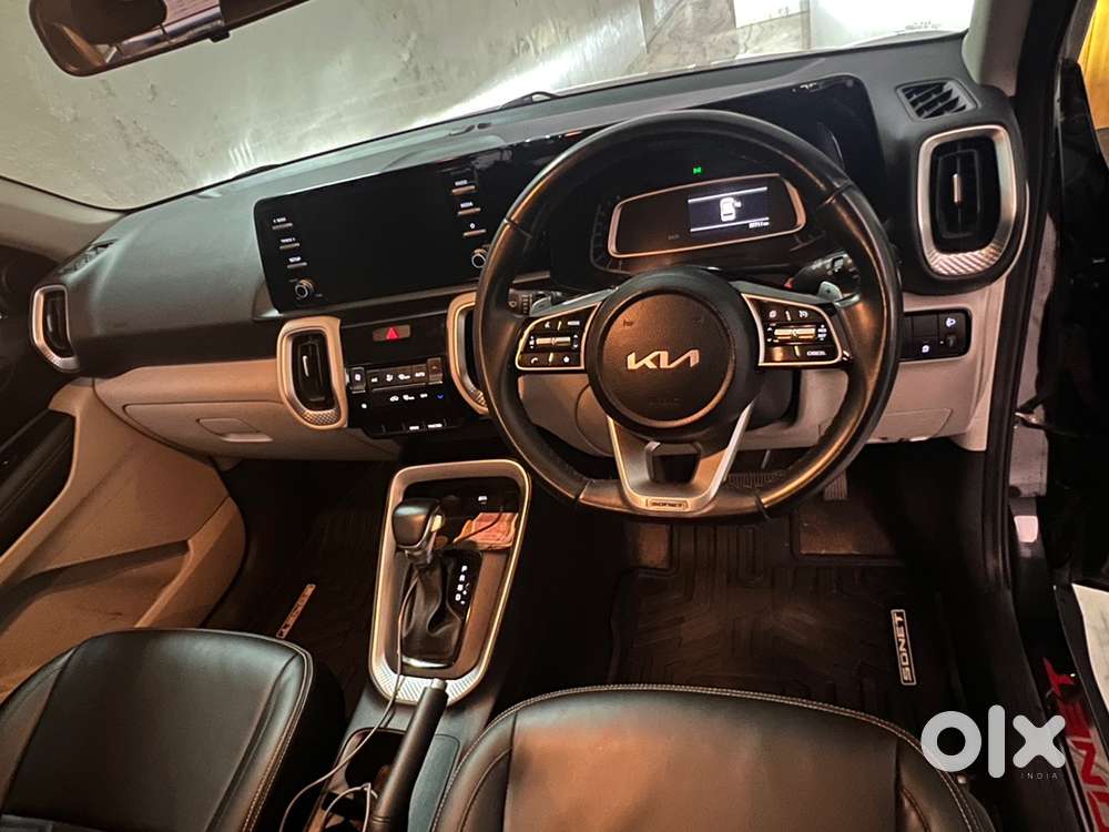 Kia Sonet 2023 Automatic Petrol Year