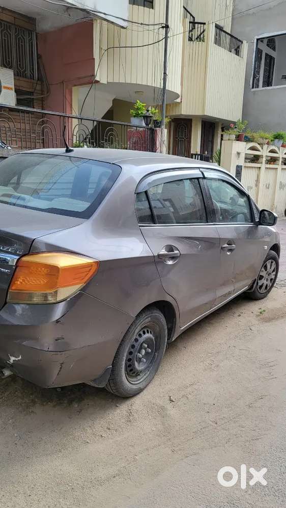 Honda Amaze 1.2 S 2013