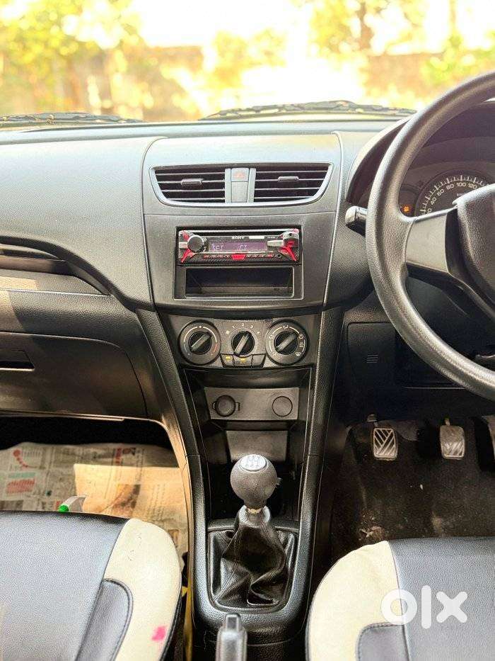 Maruti Suzuki Swift Lxi Optional-o, 2012, Petrol