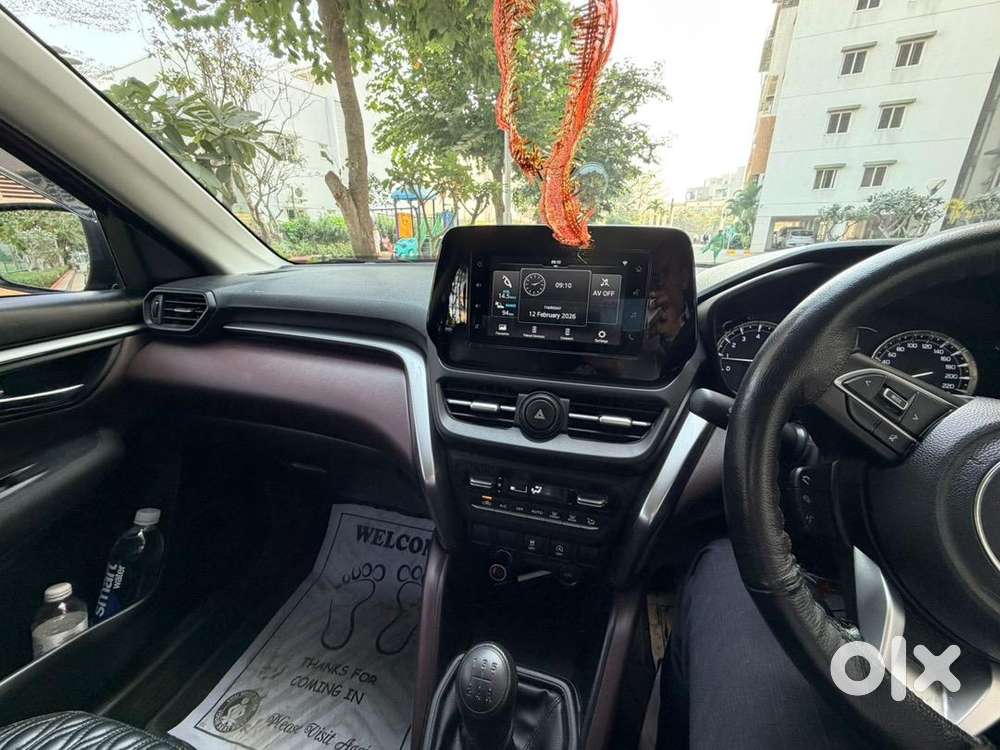 Maruti Suzuki Grand Vitara 2023 Petrol 22906 Km Driven