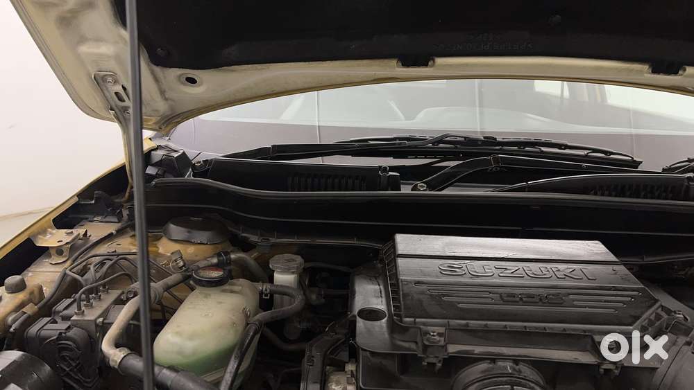 Maruti Suzuki Vitara Brezza Zdi+ Dual Tone Mt, 2016, Diesel