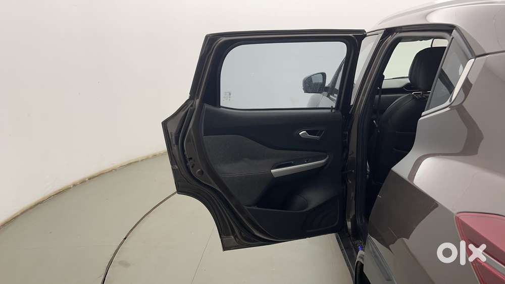 Nissan Magnite 1.0 Xv Premium Turbo, 2021, Petrol