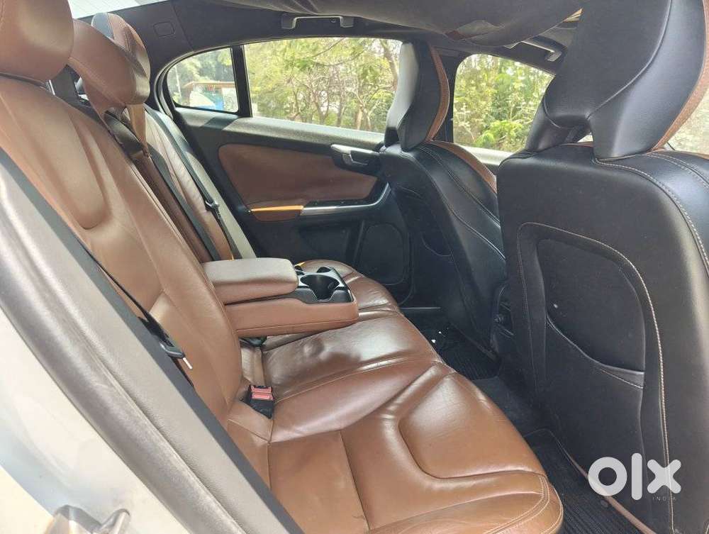 Volvo S60 D5 Kinetic, 2015, Diesel