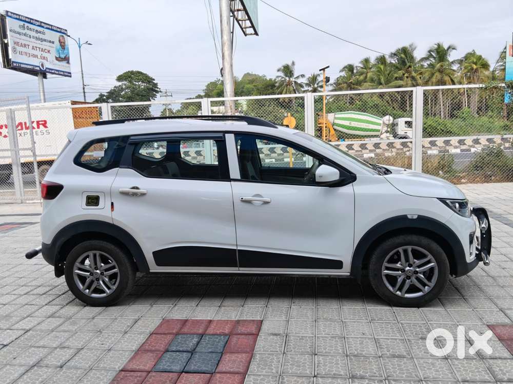 Renault Triber Rxz, 2020, Petrol