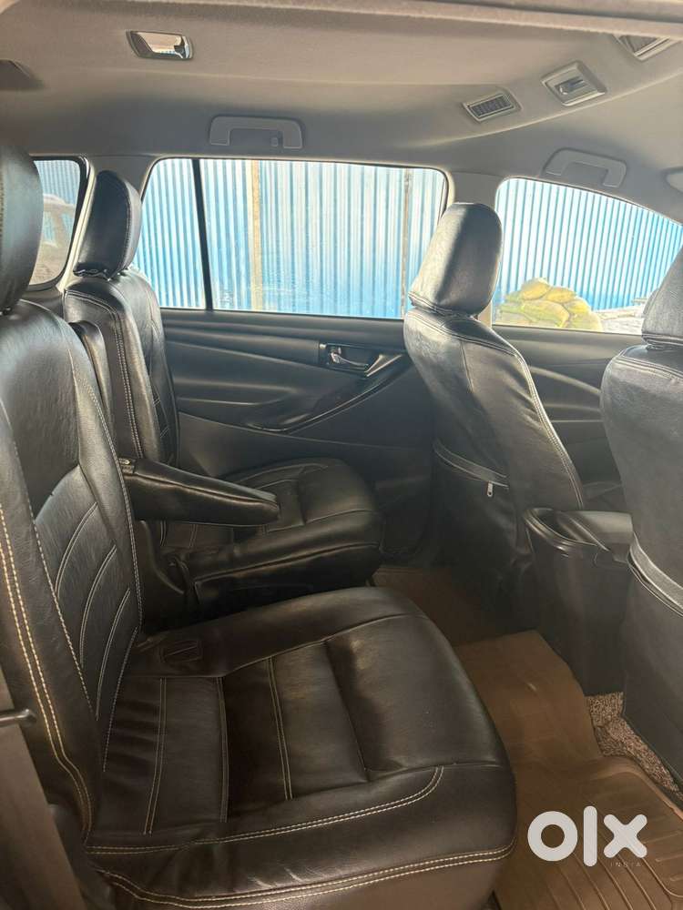 Toyota Innova Crysta 2.4 Gx Mt, 2017, Diesel