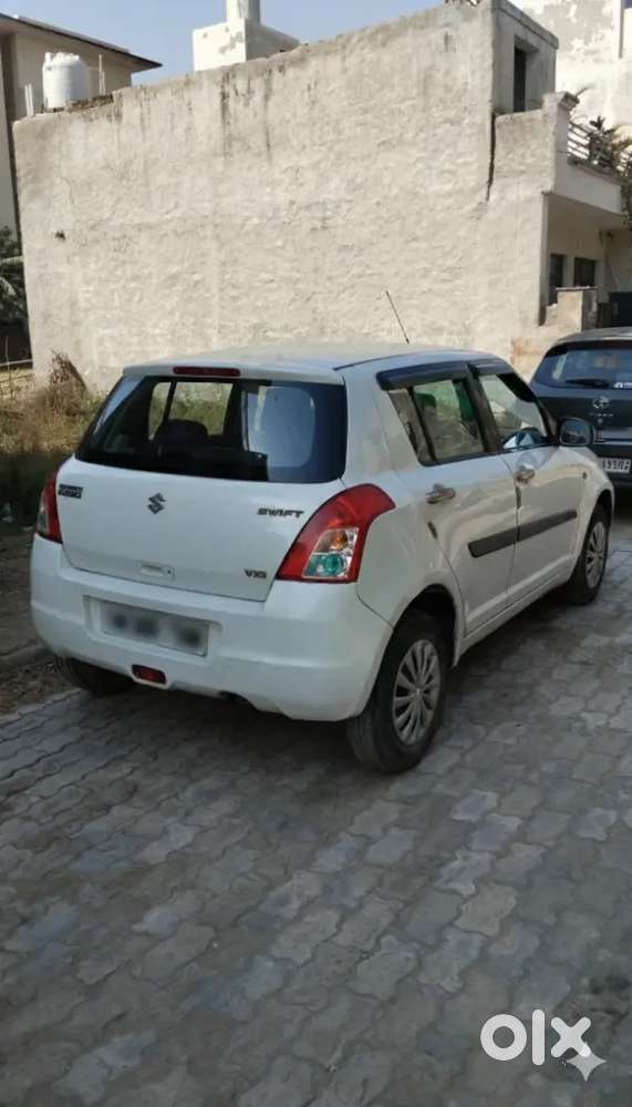 Maruti Suzuki Swift 2011