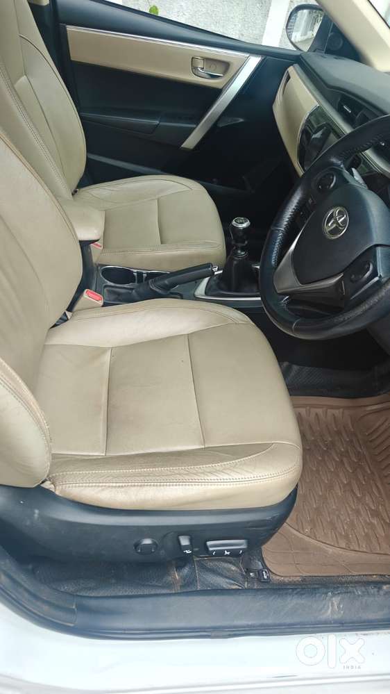 Toyota Corolla Altis Gl Mt, 2015, Petrol