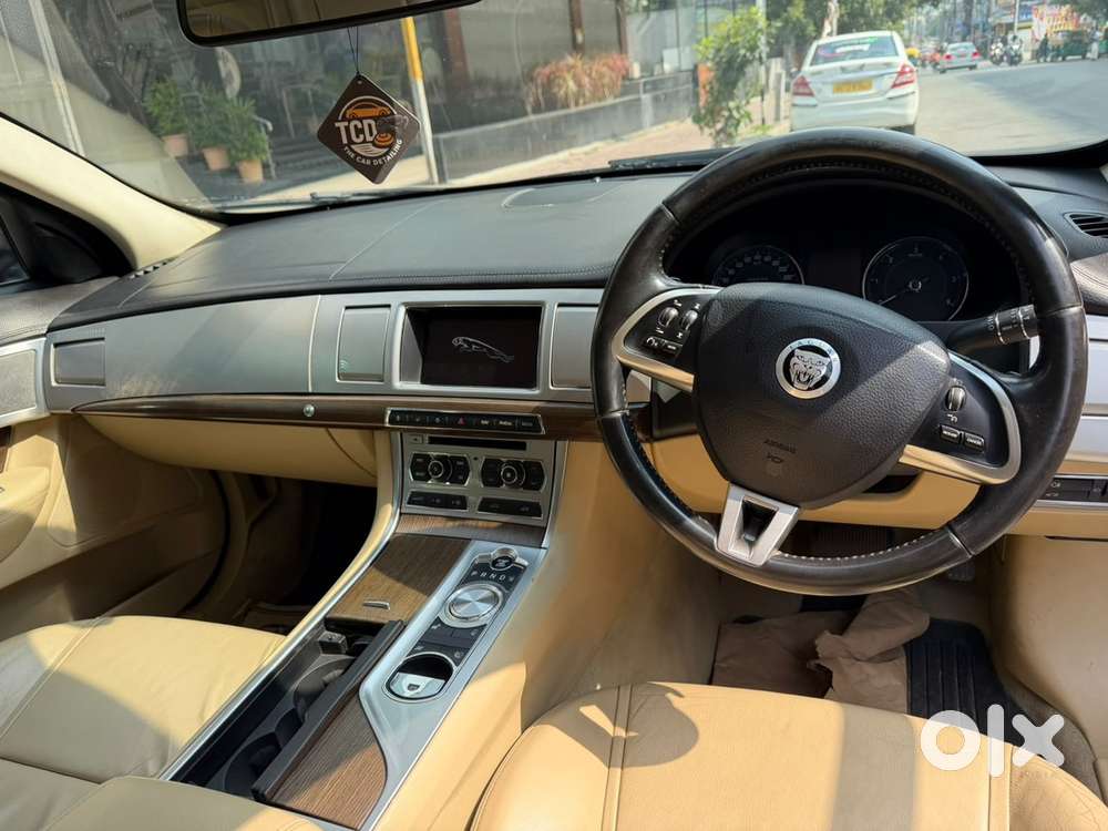 Jaguar Xf Diesel 2014