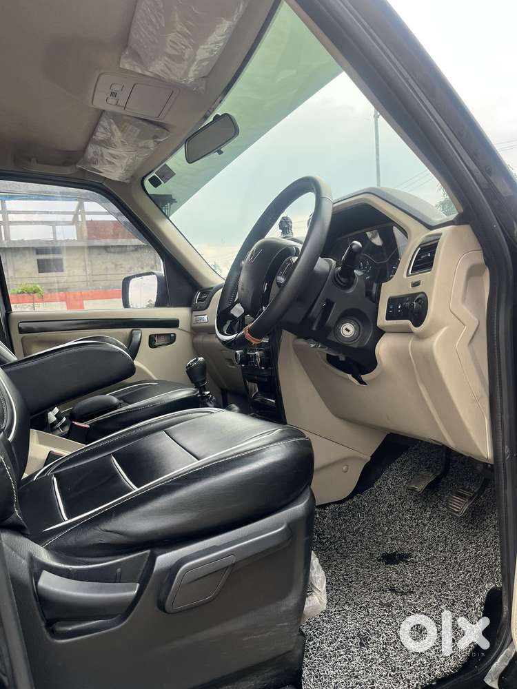 Mahindra Scorpio Classic 2.2 S 11 Mt 7 Str, 2024, Diesel