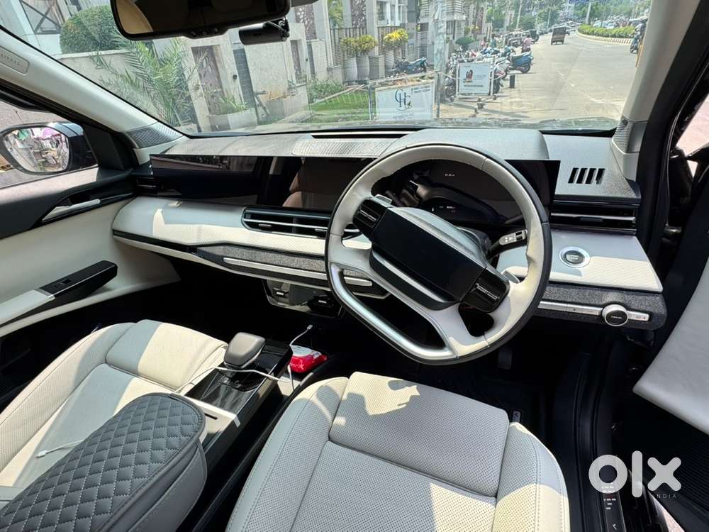 Tata Sierra Petrol Turbo Autometic 2026 ( Accomphised Plus ) High End
