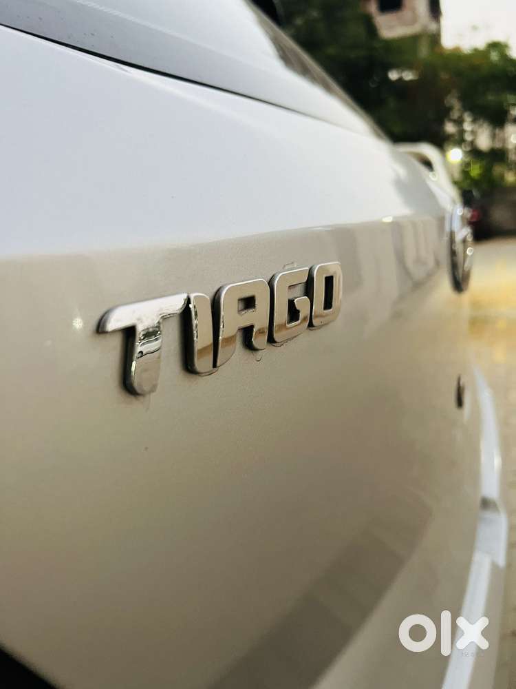 Tata Tiago 1.2 Revotron Xt (o), 2019, Petrol
