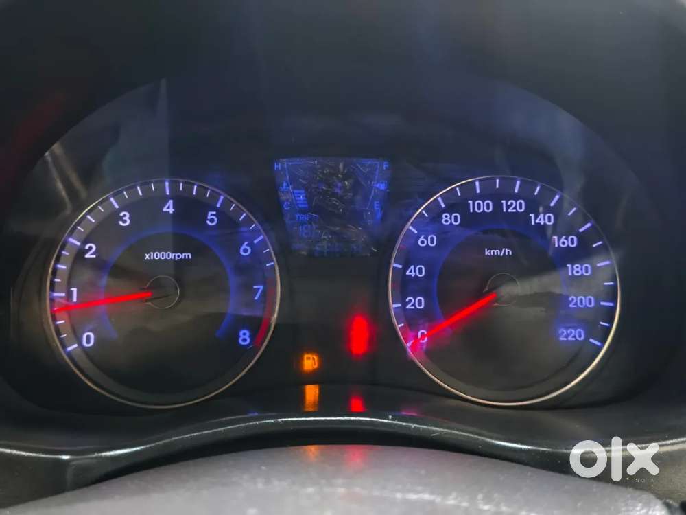 Hyundai Verna 1.6 Ex Vtvt, 2013, Petrol