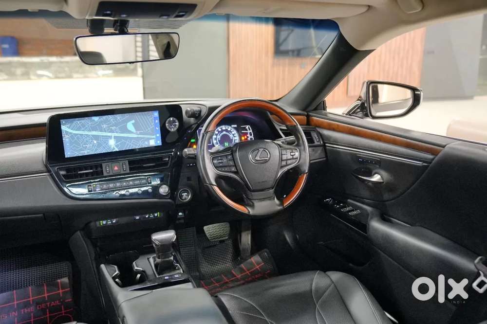 Lexus Es, 2024, Petrol