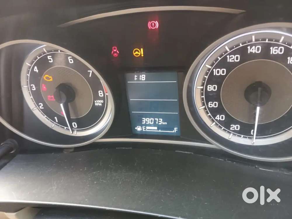 Maruti Suzuki Dzire Vxi 2022 Petrol 39000 Km Driven