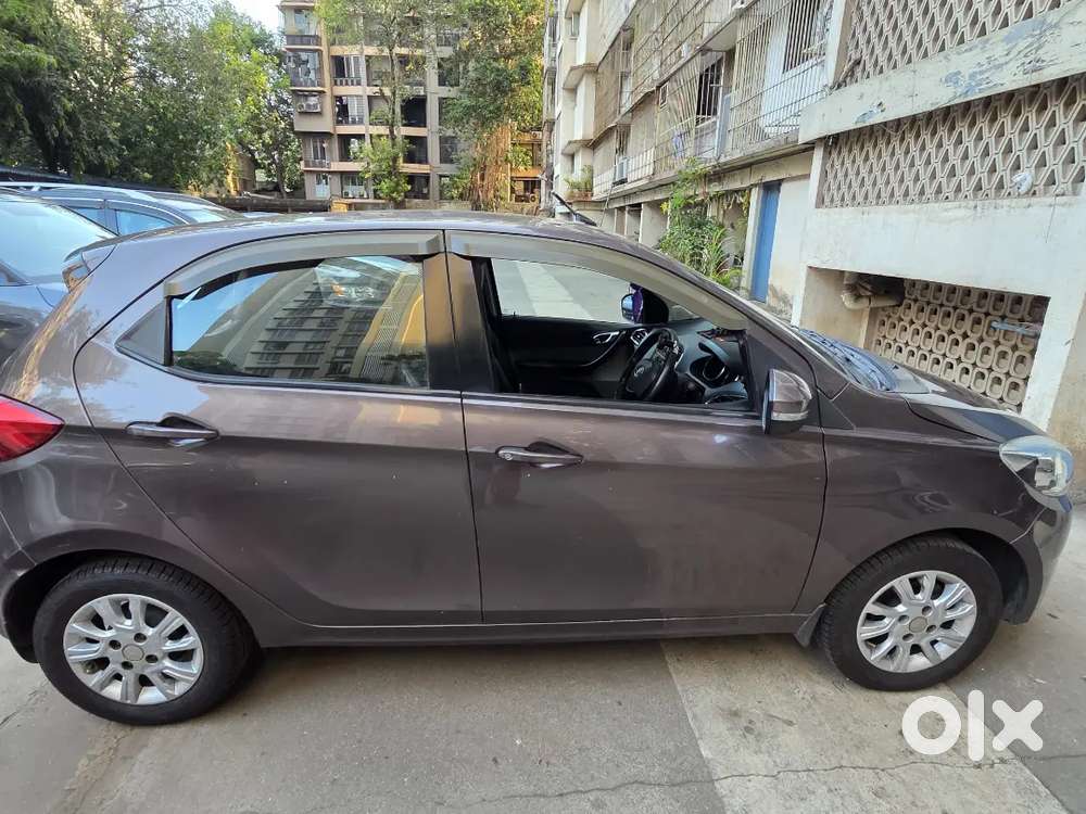 Tata Tiago 2018 Petrol 26700 Km Driven