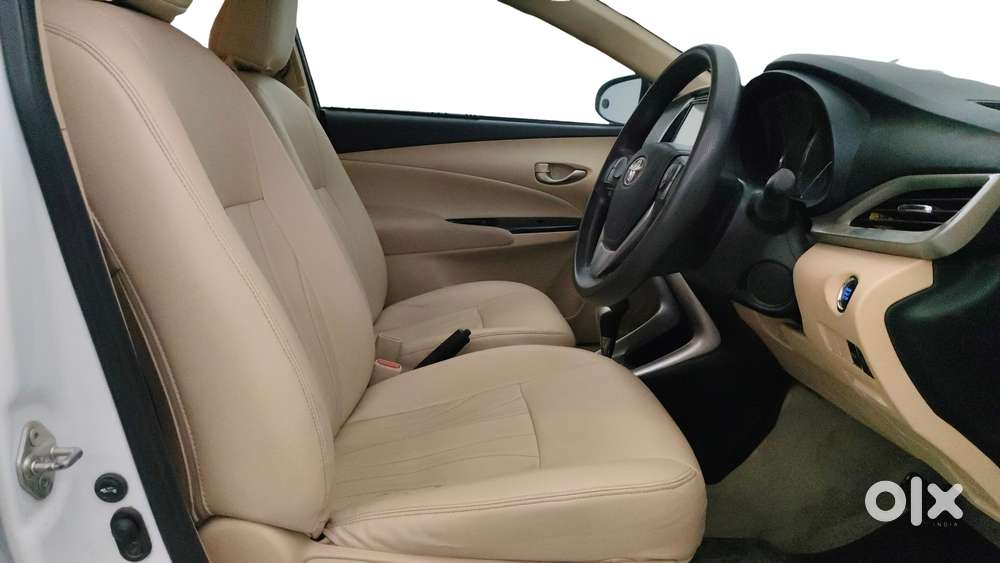 Toyota Yaris G Cvt, 2020, Petrol