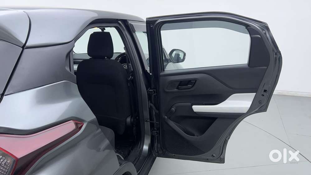 Tata Punch Pure, 2022, Petrol