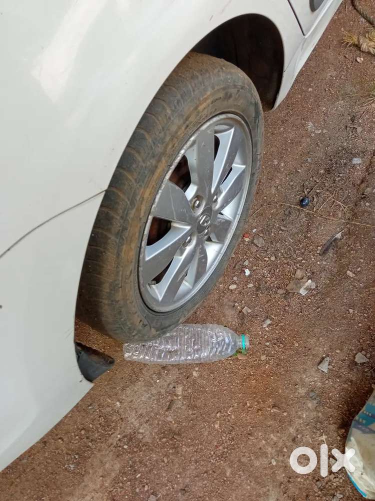 Hyundai Xcent 2014 Diesel 100000 Km Driven