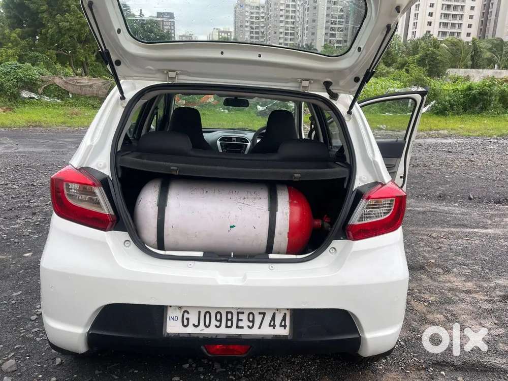 Tata Tiago Revotron 2018