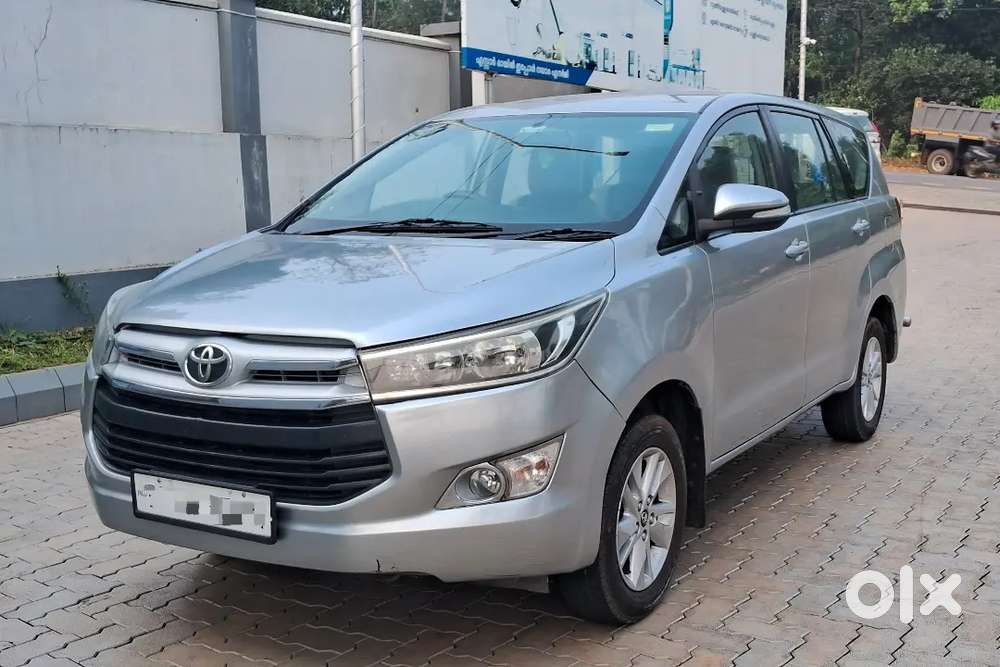 Toyota Innova Crysta 2016 G4