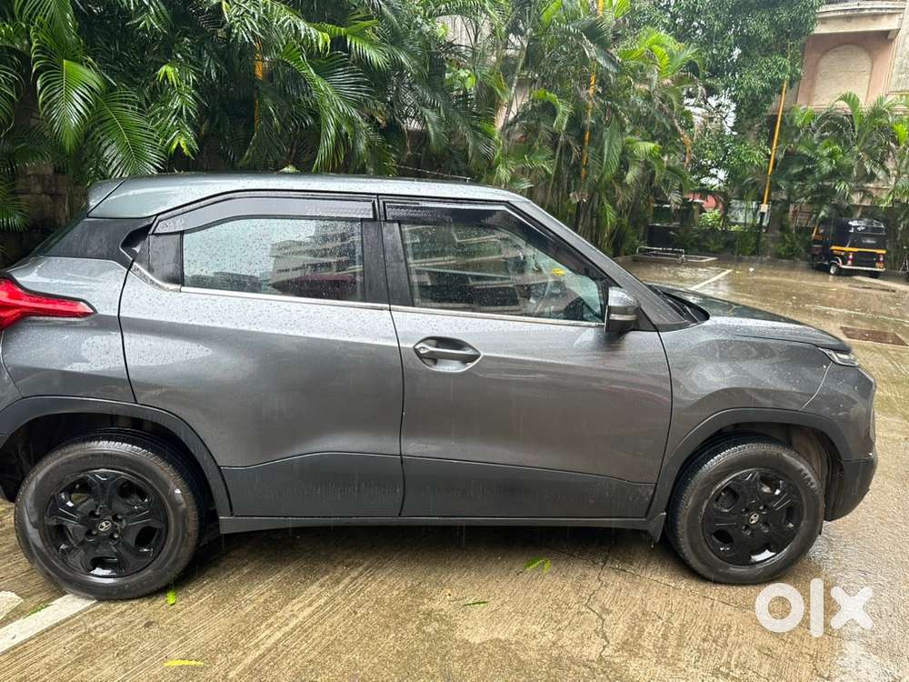 2023 Tata Punch Petrol Manual