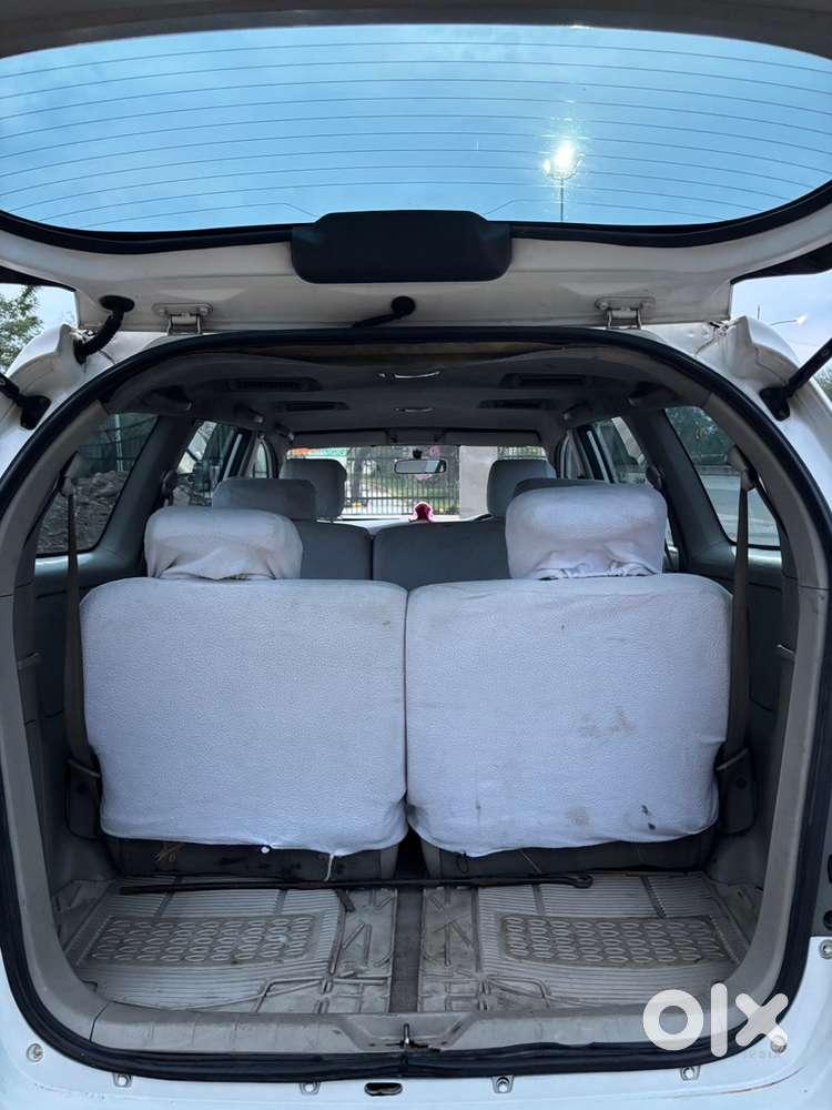 Toyota Innova Diesel 2012