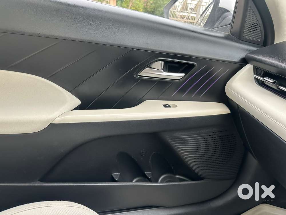 Hyundai Verna Sx 1.5 Petrol Ivt, 2023, Petrol