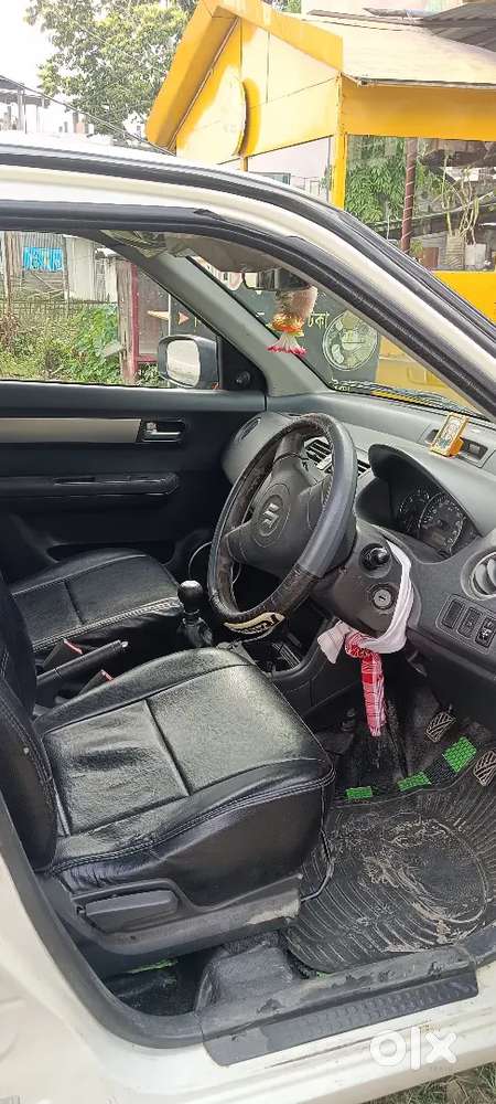 Maruti Suzuki Swift 2011 Diesel 65800 Km Driven