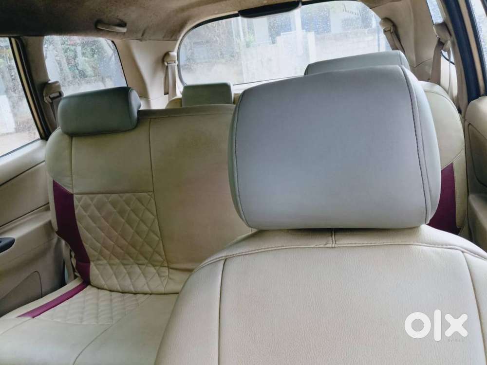 Toyota Innova 2005 Diesel 250000 Km Driven