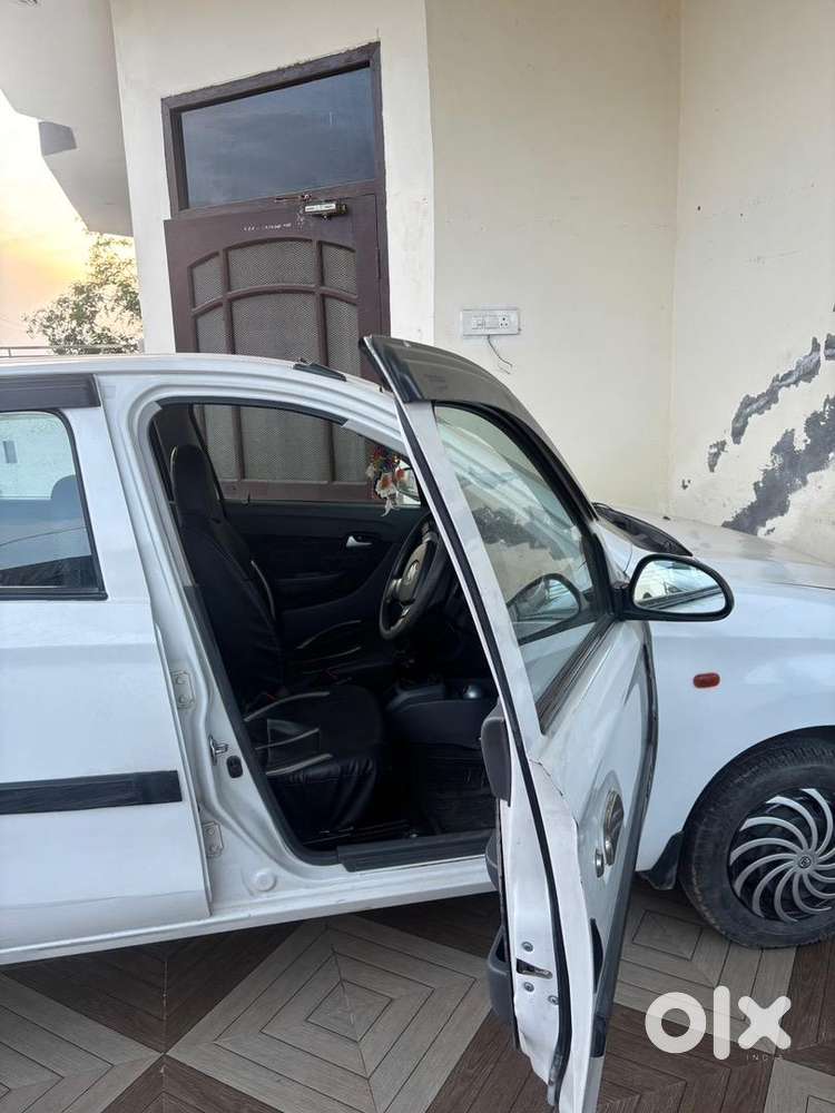 Maruti Suzuki Alto 800 2013 Petrol Well Maintained