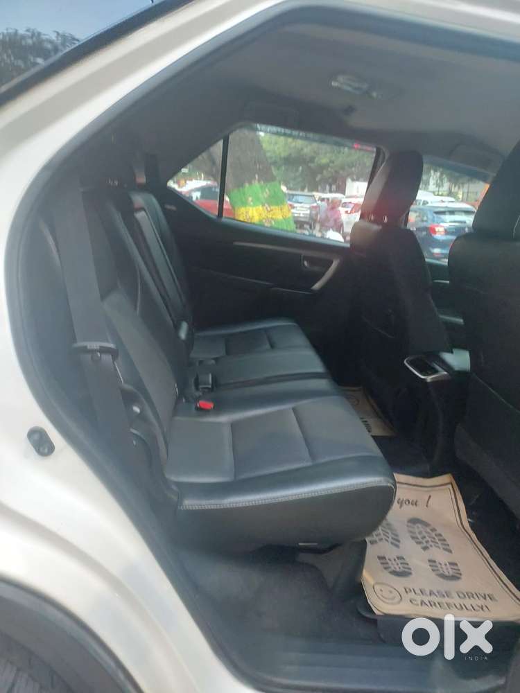 Toyota Fortuner 3.0 4x2 Automatic, 2022, Diesel