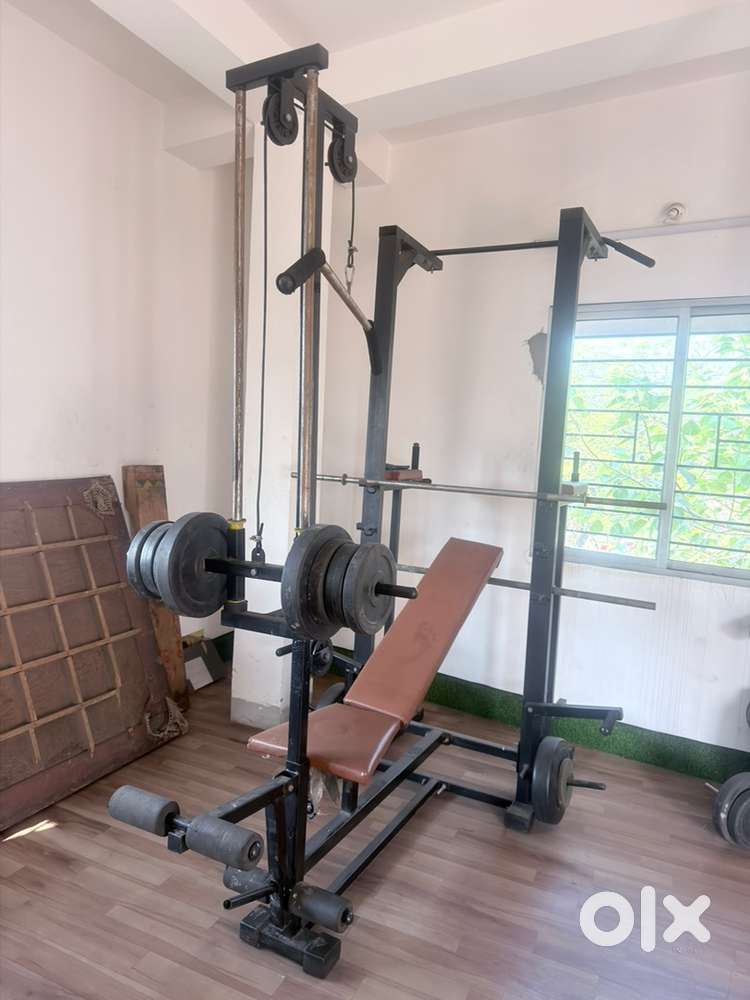Multifunctional gym equipment for home gym with weights