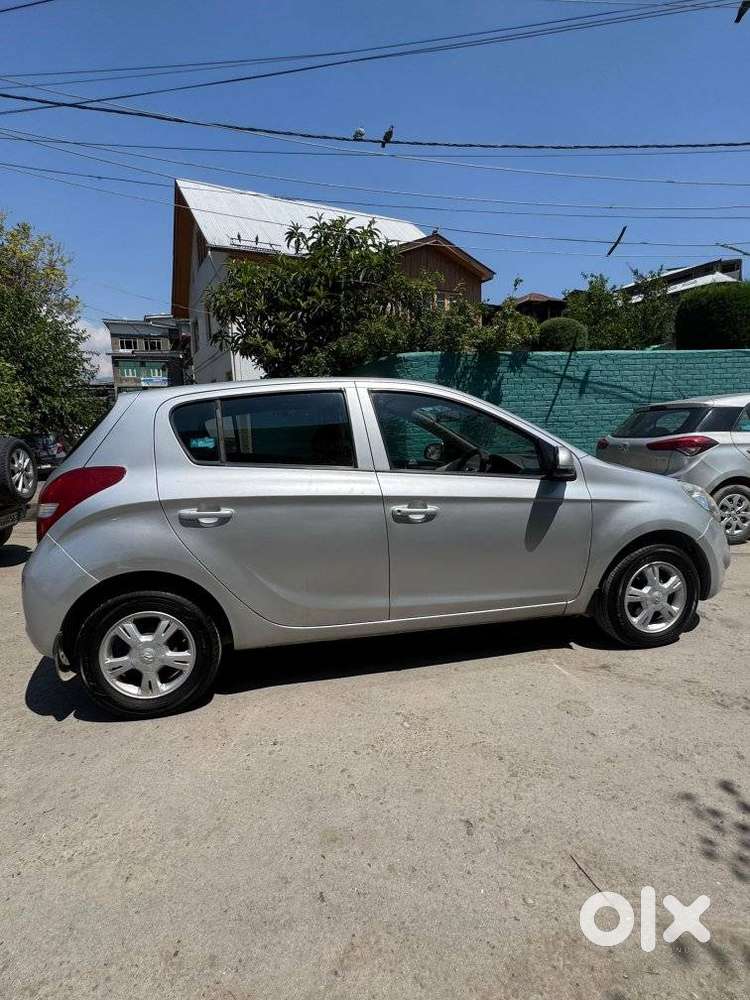 Hyundai I20 Petrol Asta Option, 2011, Petrol