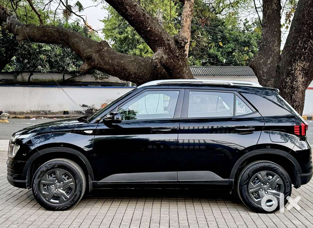 Hyundai Venue S 1.2 Petrol, 2025, Petrol