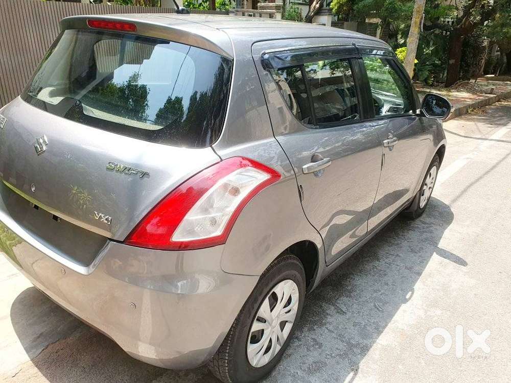 Maruti Suzuki Swift Vxi 1.2 Abs Bs-iv, 2014, Petrol