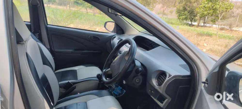 Toyota Etios Cross 2016