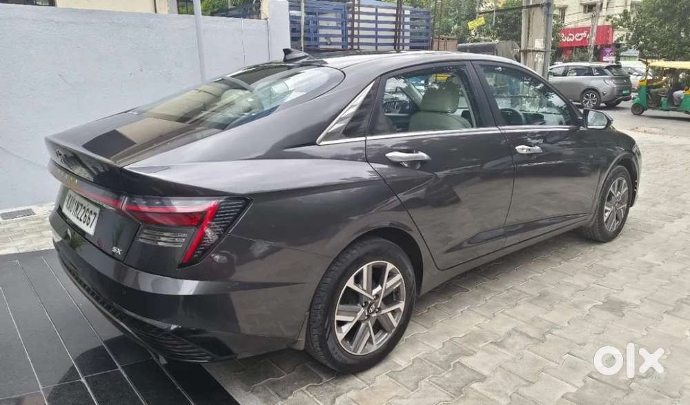 Hyundai Verna 1.5 Sx (o) Vtvt, 2023, Petrol