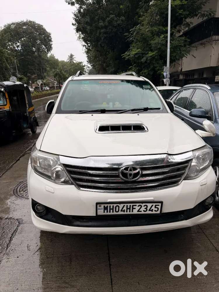 Toyota Fortuner 2016 Diesel Manual 2nd Owner