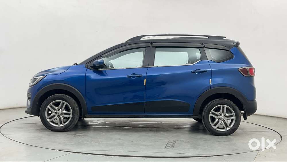 Renault Triber 1.0 Rxz Dual Tone, 2022, Petrol