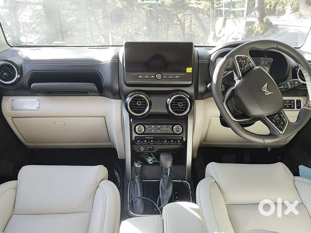 Mahindra Thar Roxx Diesel 2025