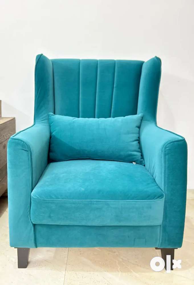 Wingback on sale chairs olx