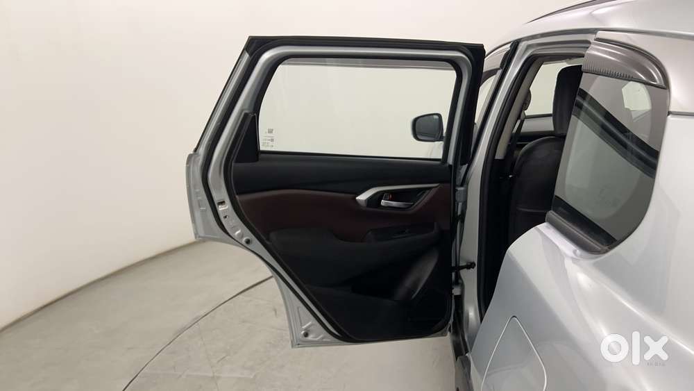 Maruti Suzuki Grand Vitara 1.5 Delta Smart Hybrid, 2025, Petrol