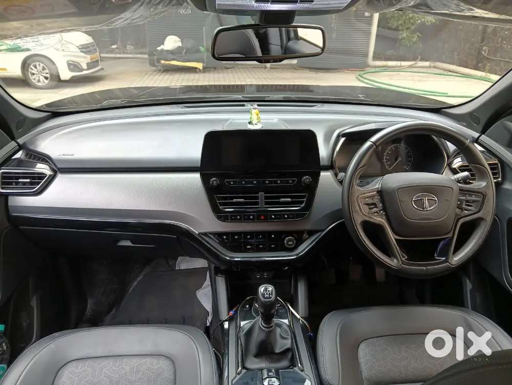 Tata Safari 2023 Diesel 40000 Km Driven